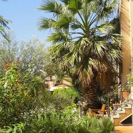 Oda ve Kahvaltı Girasolereale