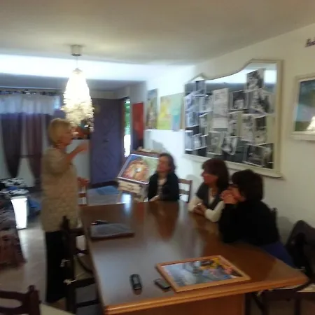 Oda ve Kahvaltı Girasolereale 2*